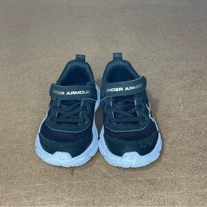 Under Armour Kids Black Sneakers